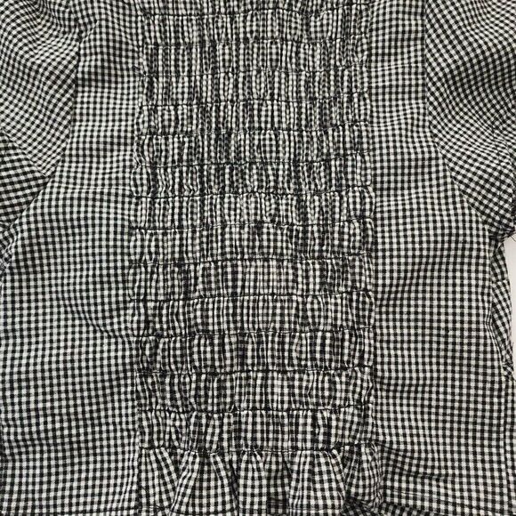 URBAN ROMANTICS Women's L Blk White Gingham Cut Out Front Crop Top Smocked Back - Picture 6 of 6